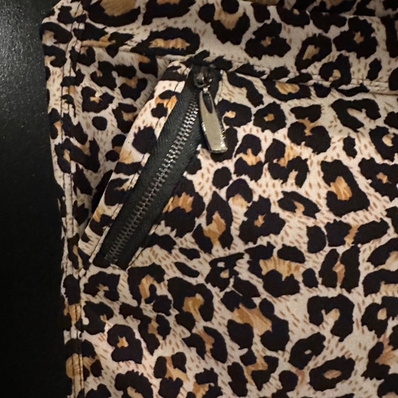 Leopard Print Pants - Picture 3 of 6